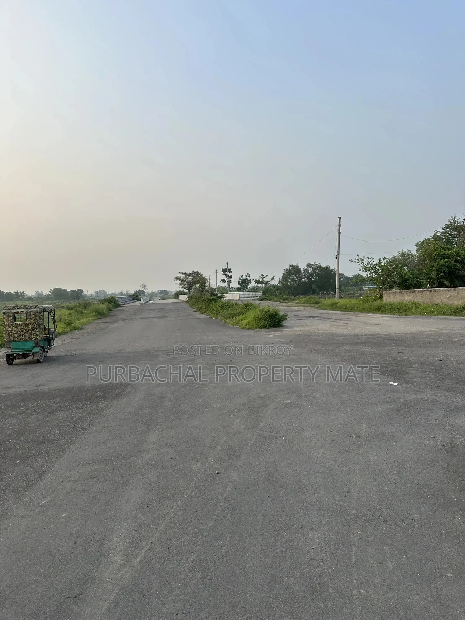 3 Katha South-facing plot for sale on 75ft Avenue in Purbachal Sector 20.