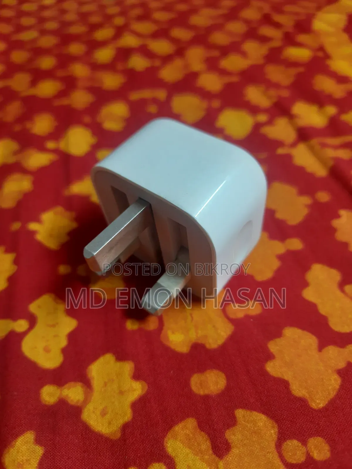 অ্যাপল ২০ ওয়াট অ্যাডাপ্টার