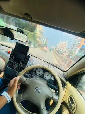 Nissan Sunny 2007 Red