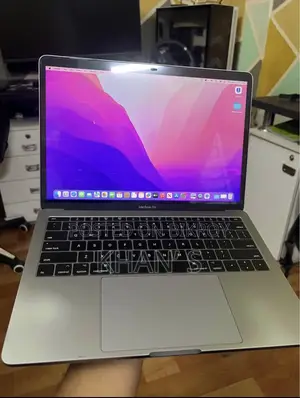 Laptop Apple MacBook 2017 8GB Intel Core I5 SSD 256GB