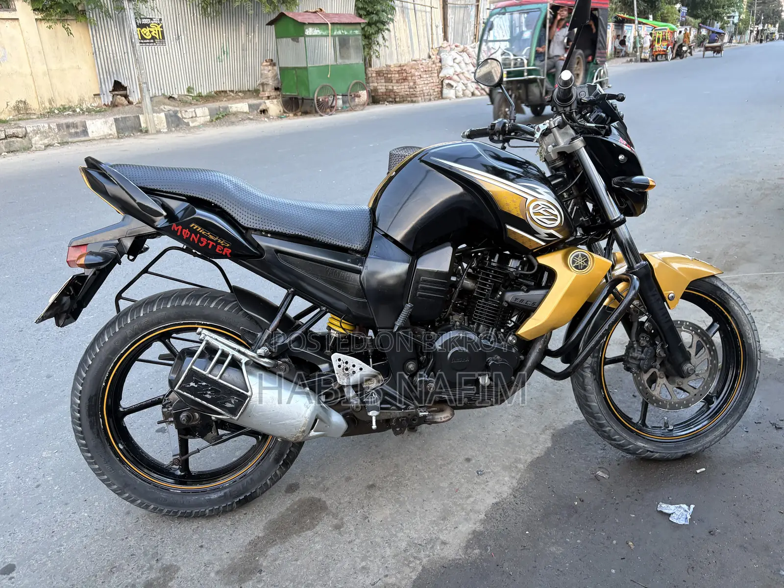 Yamaha FZ 2014 Gold