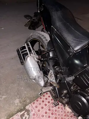 Yamaha FZ 2014 Gold