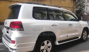 Toyota Land Cruiser 4.5 V8 VXR 2015 White