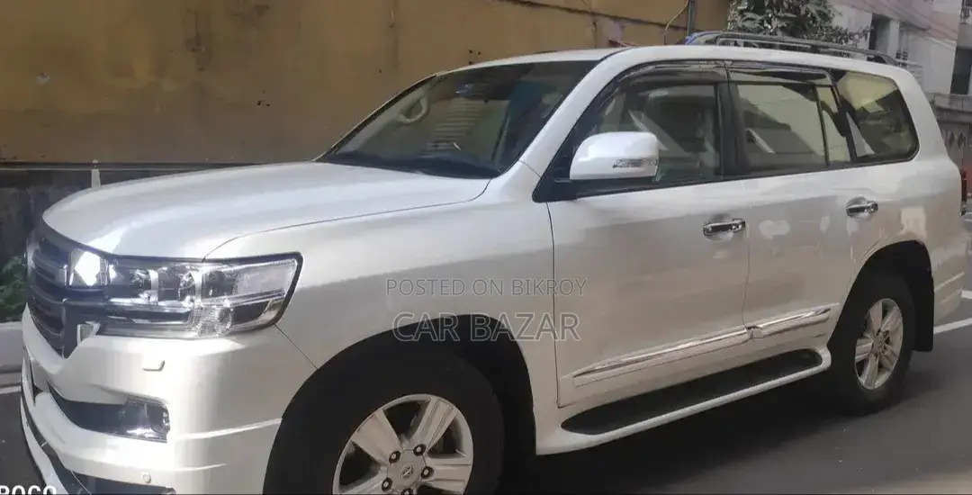 Toyota Land Cruiser 4.5 V8 VXR 2015 White