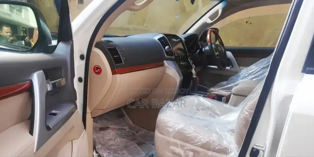 Toyota Land Cruiser 4.5 V8 VXR 2015 White