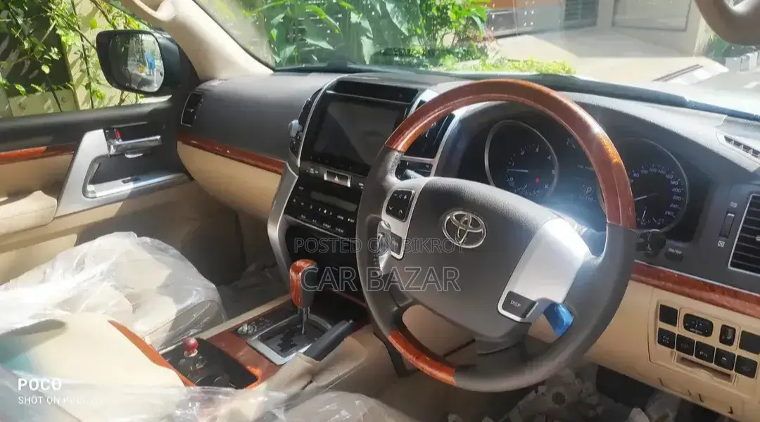 Toyota Land Cruiser 4.5 V8 VXR 2015 White