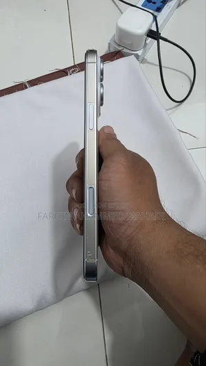 Apple iPhone 16 Pro Max 256 GB White