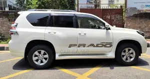 Toyota Land Cruiser Prado 2.7 2017 Pearl