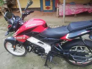 Bajaj Pulsar NS 160 2023 Red