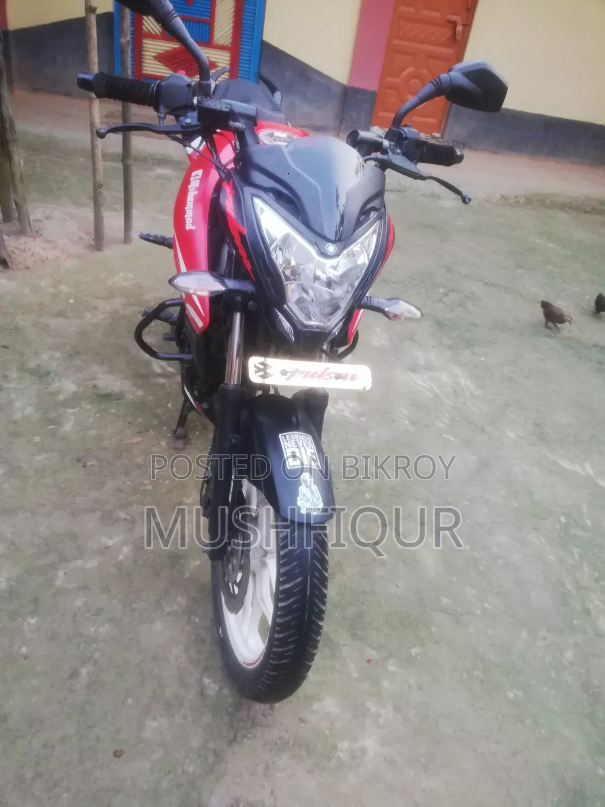 Bajaj Pulsar NS 160 2023 Red
