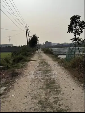 বাউন্ডারী করা ৭৩ শতাংশ জমি ভাড়া দেওয়া হবে!