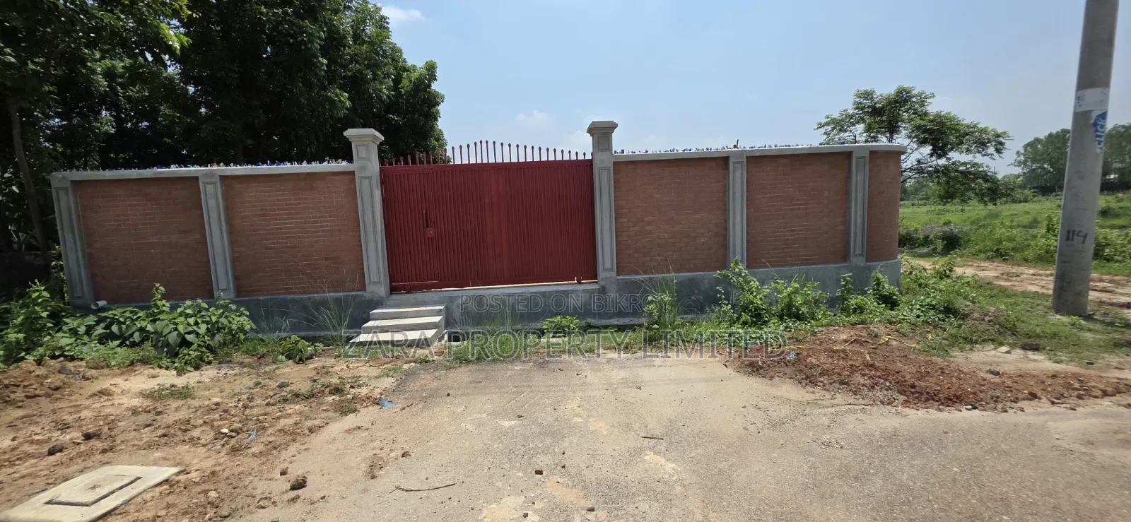 3 Katha plot in Sector 23 under the job holder quota.