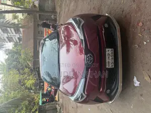 Toyota C-Hr 2017 Maroon