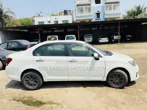 Toyota Axio 2013 Pearl