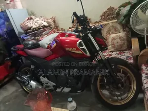 Yamaha FZ 2024 Red