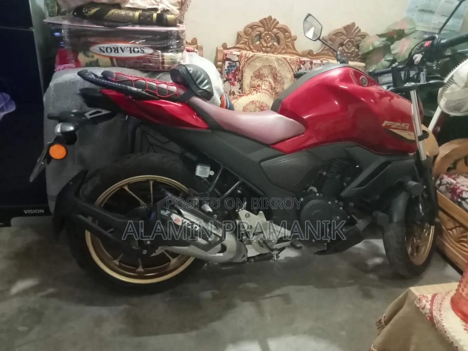 Yamaha FZ 2024 Red