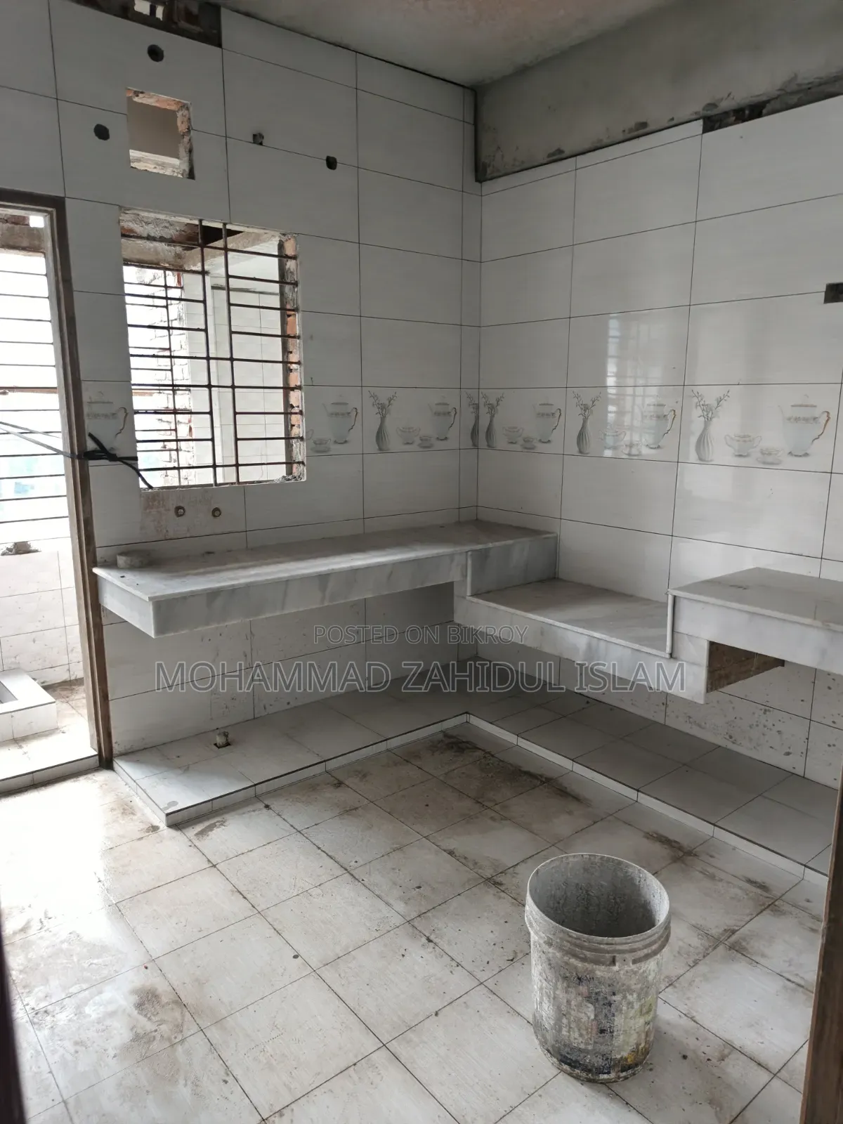 4bdrm Apartment in Shuruchi H H Manjil., Mohammadpur for Sale
