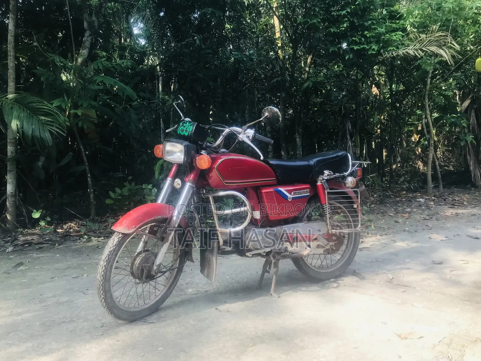 Honda 2002 Red
