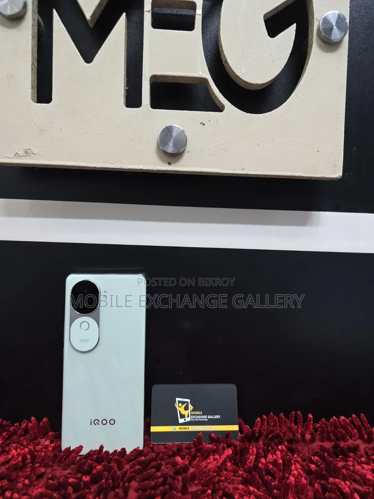 Vivo V40e 128 GB White
