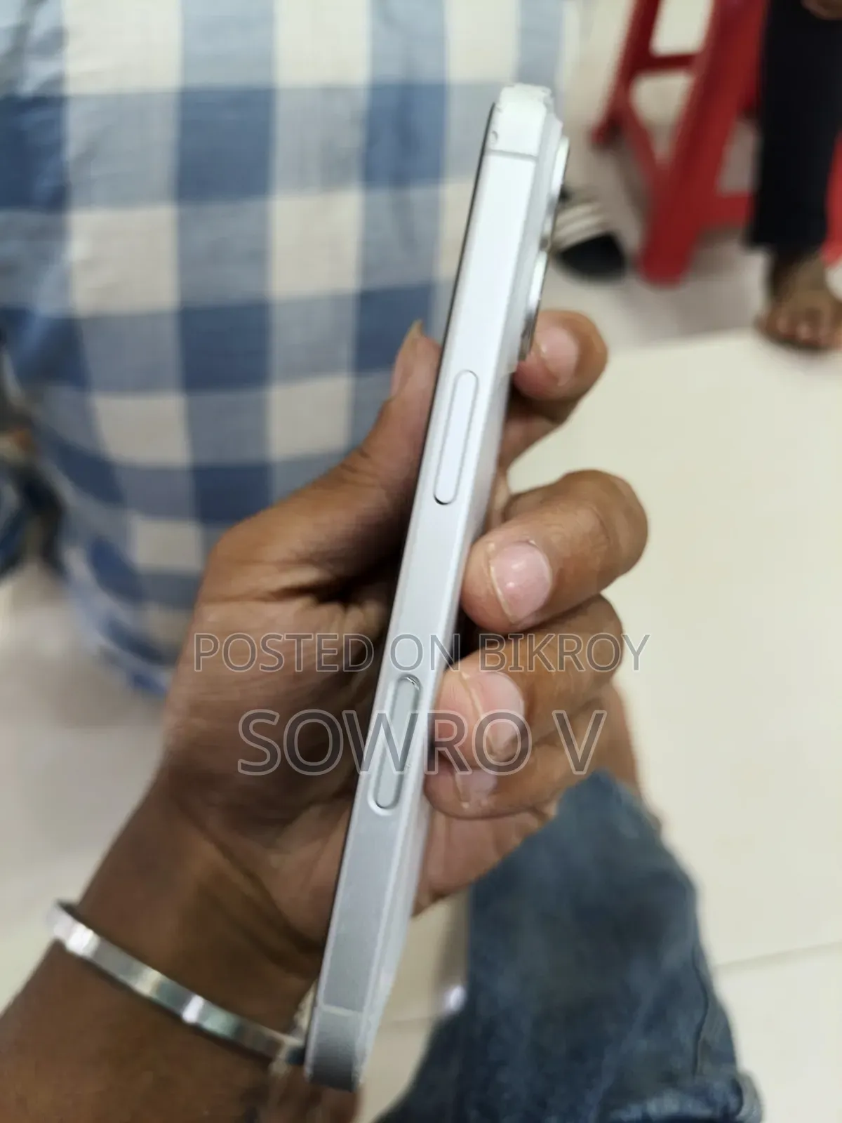 New Apple iPhone 16 128 GB White
