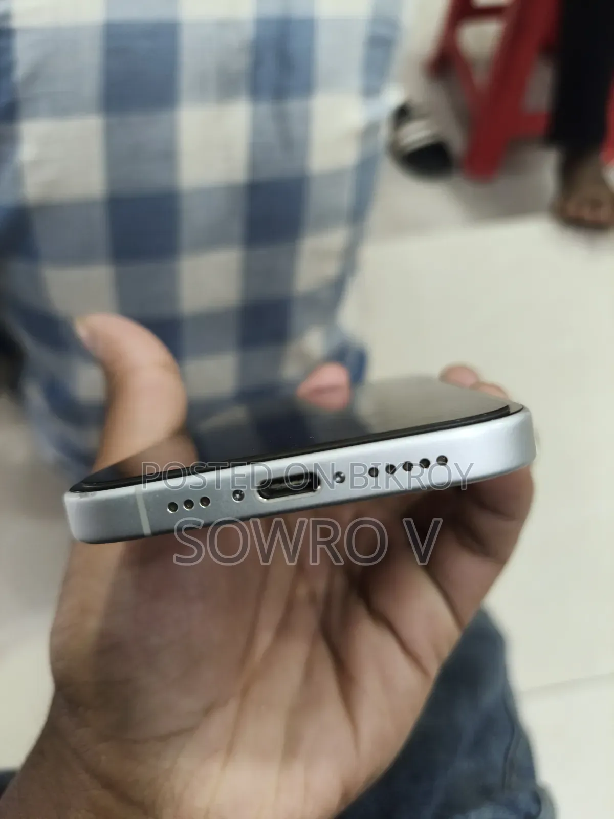 New Apple iPhone 16 128 GB White
