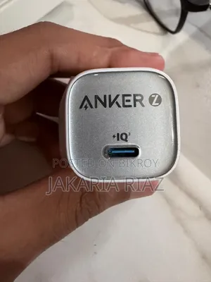 Anker Zolo.20 W Adapter
