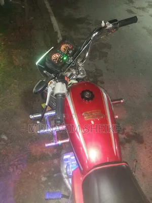 Honda 2006 Red