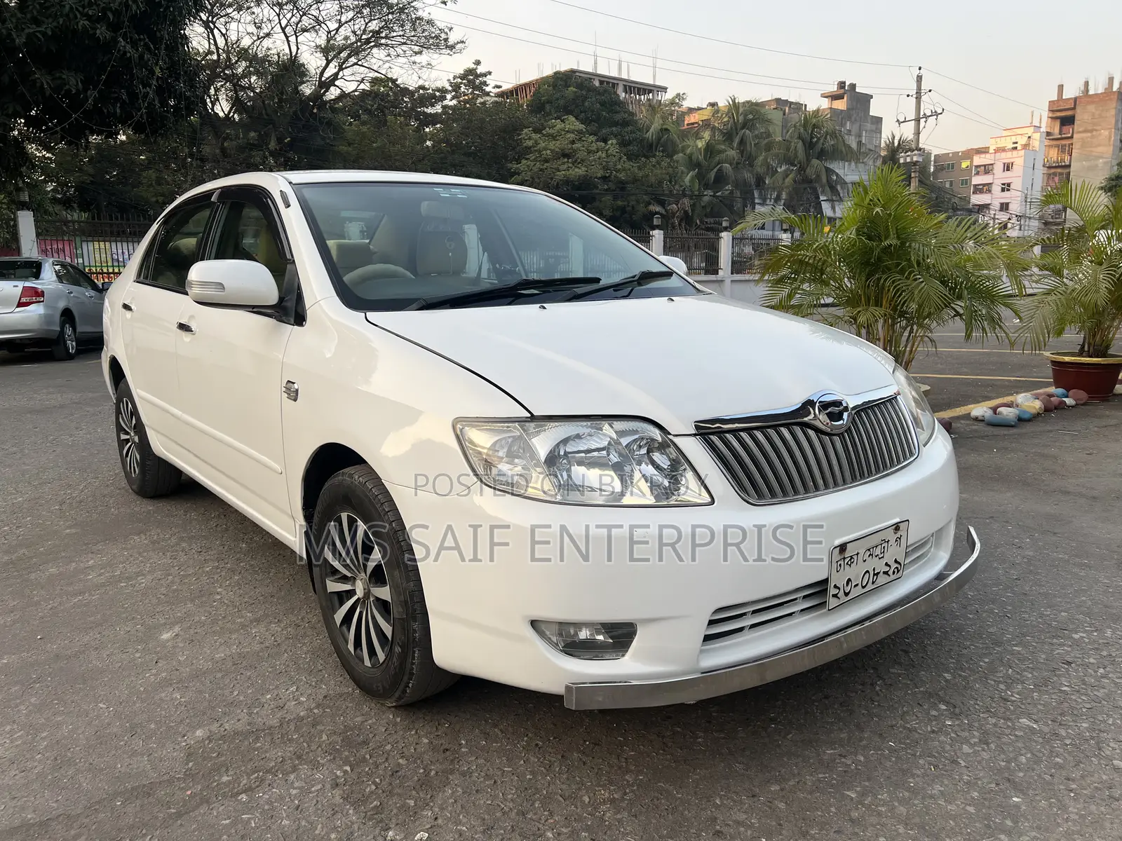 Toyota Corolla Sedan 2005 White