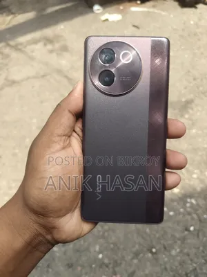 Vivo V30e 128 GB