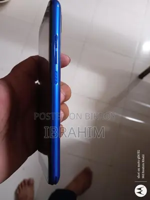 Symphony V139 32 GB Blue