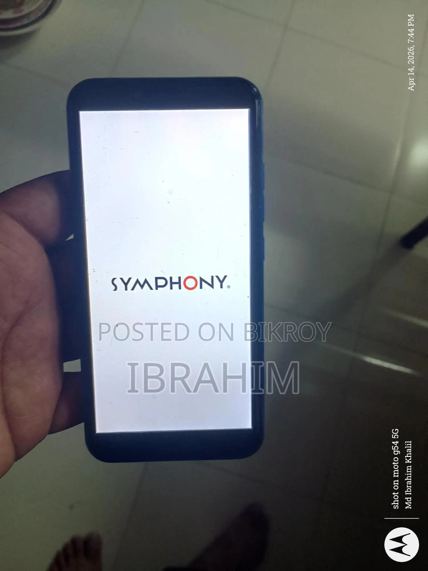 Symphony V139 32 GB Blue