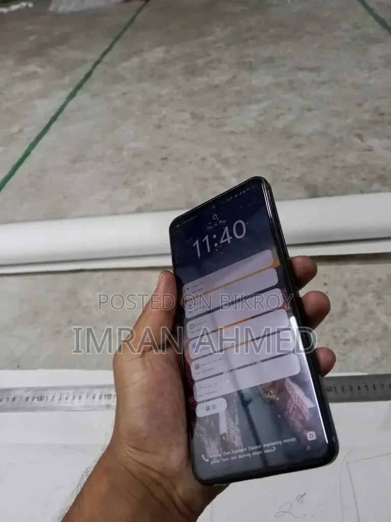 Vivo Y28 8 GB Blue
