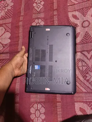 Laptop Lenovo ThinkPad X1 Yoga Gen 8 8GB Intel Core M3 SSD 128GB