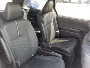 Toyota Noah 2023 Pearl