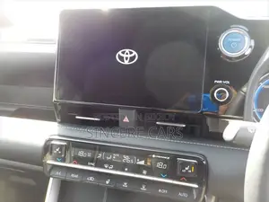 Toyota Noah 2023 Pearl