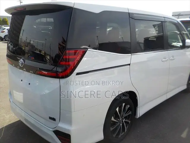 Toyota Noah 2023 Pearl