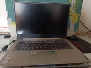 Laptop Lenovo IdeaPad S340 8GB Intel Core I3 HDD 1T