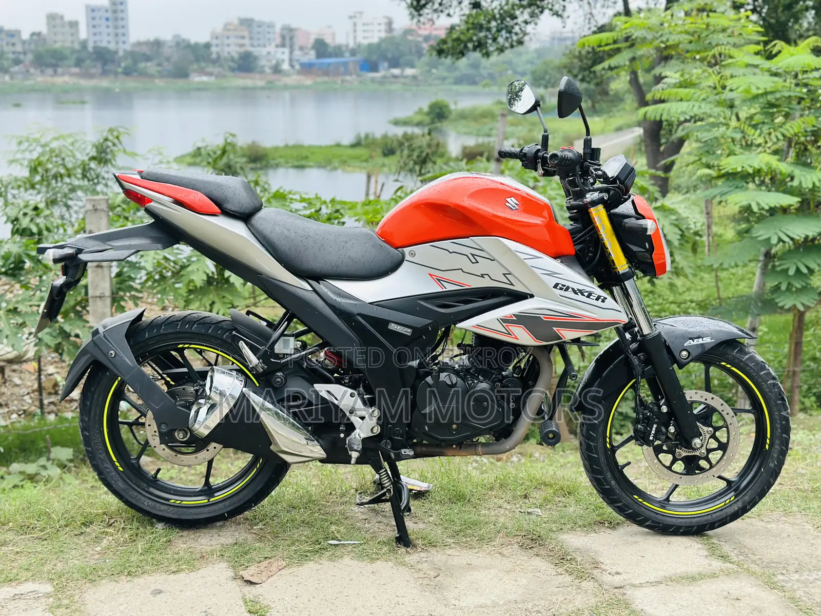 Suzuki Gixxer Fi ABS 2023 Orange