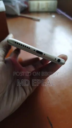 Apple iPhone 6 Plus 64 GB White
