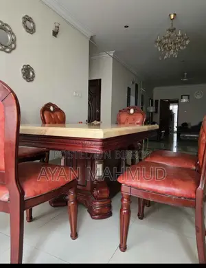 ইমপোর্টেড ৬ চেয়ারের মার্বেল ডাইনিং টেবিল