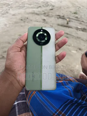 Realme 11 Pro+ 256 GB Orange