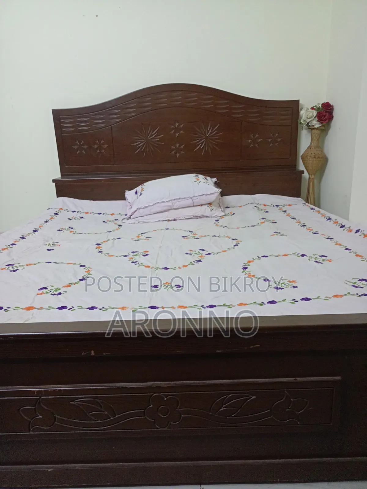 King Size Bed For Sale