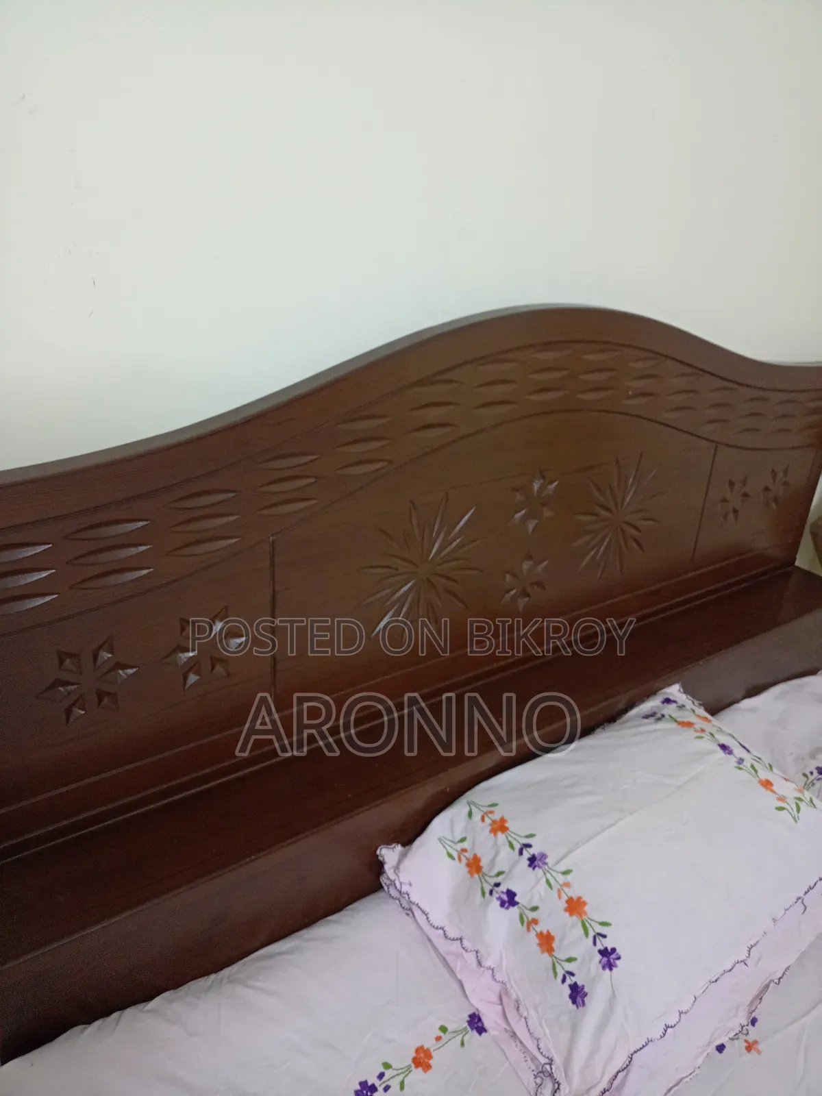 King Size Bed For Sale