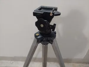 Professional Tripod