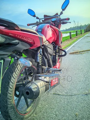 TVS Apache 160 4V 2018 Red