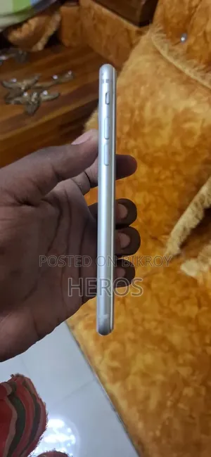 Apple iPhone 8 64 GB Silver