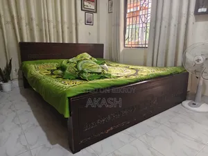 King Size MDF Wood Bed 6/7
