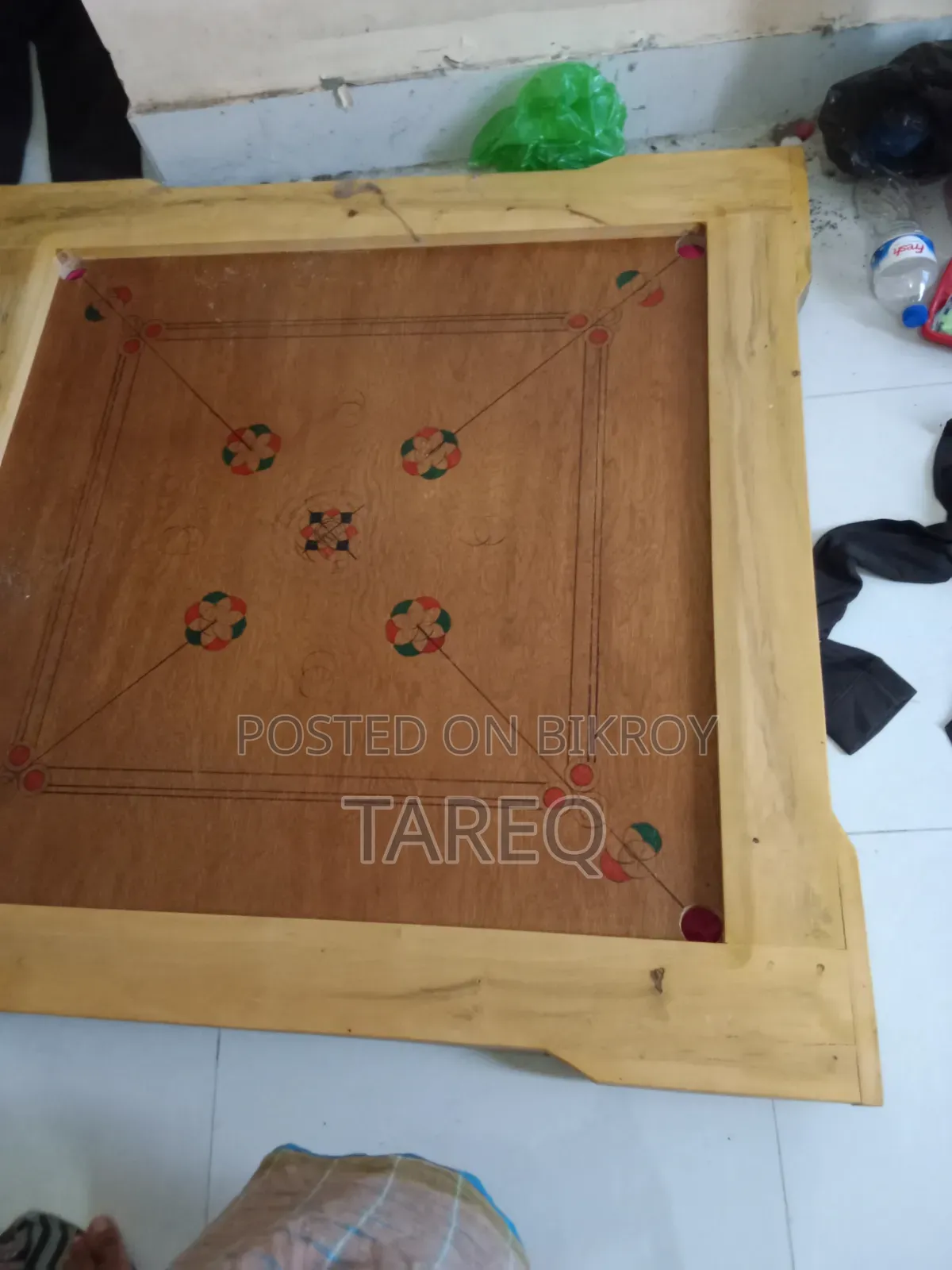 ক্যারাম বোর্ড