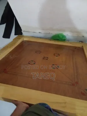ক্যারাম বোর্ড নতুন ১ বছর ব্যবহৃত