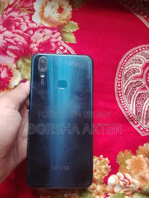 Vivo Y11 32 GB Blue